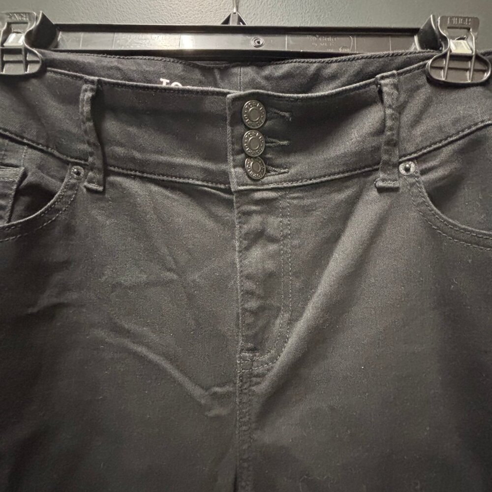 TORRID Black Jeans Super Soft Jegging 22W SHORT NWOT - Picture 4 of 4
